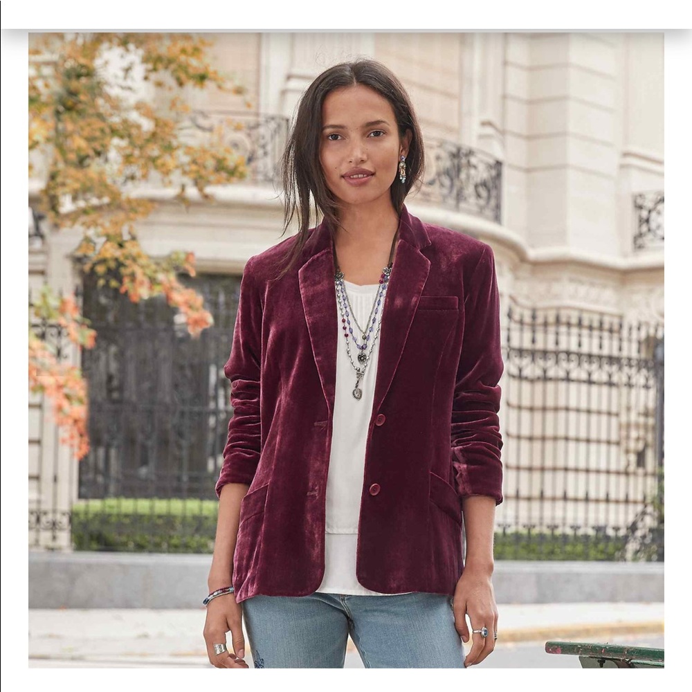 Sundance Sofia Velvet Blazer - color is Boysenbry - rich reddish berry.